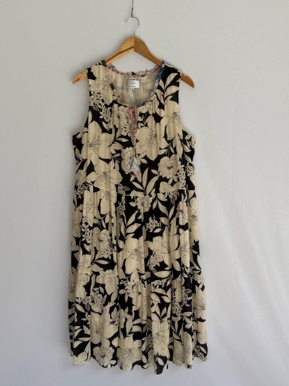 JOHNNY WAS Jade Women’s XL Juliette Silk Tiered Midi Dress Black Cream Floral - Picture 9 of 9